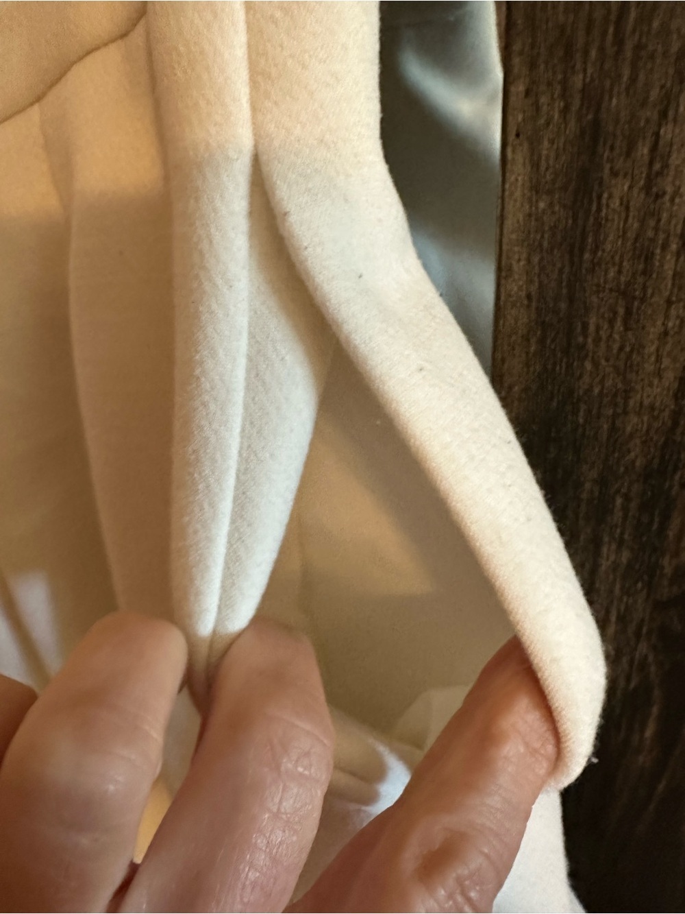 Classic Banana Republic Ivory Pleated A-Line Skater Skirt Textured Size 2 Lined - Picture 3 of 5